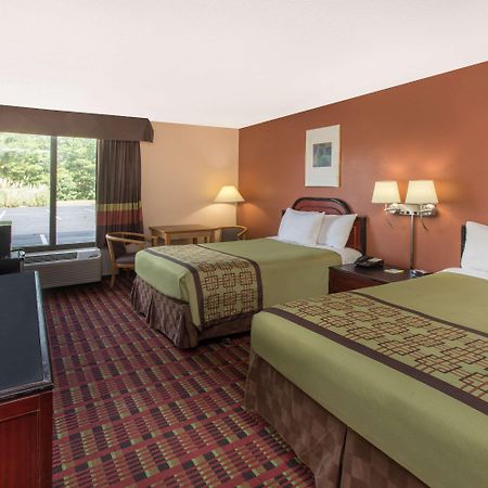 Days Inn By Wyndham Myrtle Beach Socastee Екстериор снимка