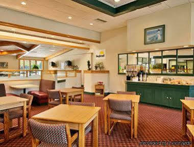 Days Inn By Wyndham Myrtle Beach Socastee Екстериор снимка