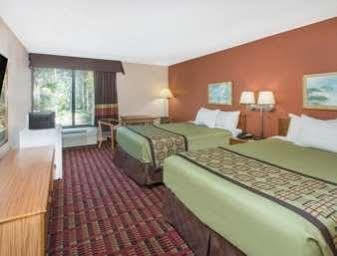 Days Inn By Wyndham Myrtle Beach Socastee Екстериор снимка